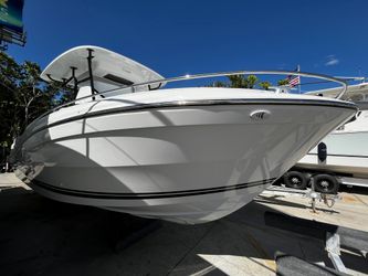 30' Jeanneau 2024 Yacht For Sale